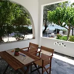 Διαμέρισμα Pansion Katerina Skyros *