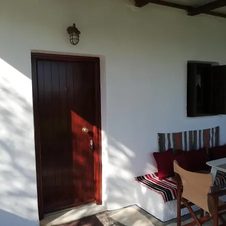 Pansion Katerina Skyros * Acherounes