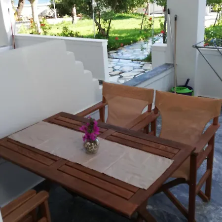 Daire Pansion Katerina Skyros *