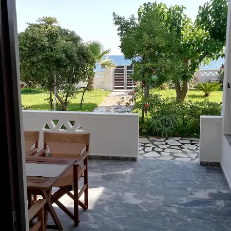 Pansion Katerina Skyros