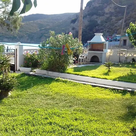 Pansion Katerina Skyros Acherounes